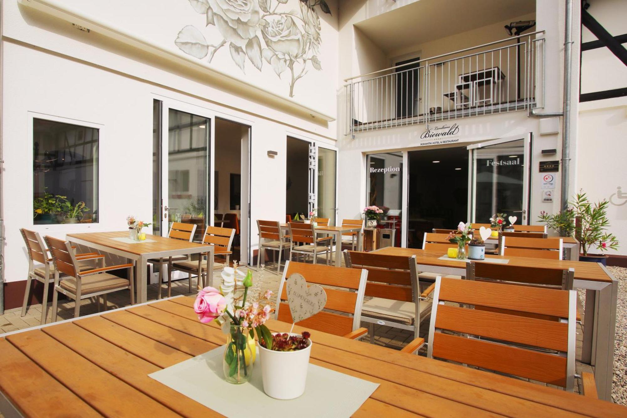 Romantik Hotel Landhaus Biewald Friedland  Ngoại thất bức ảnh